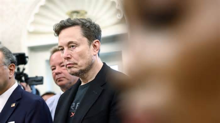 Elon Musk Wants to Turn AI Into a Cosmic Religion