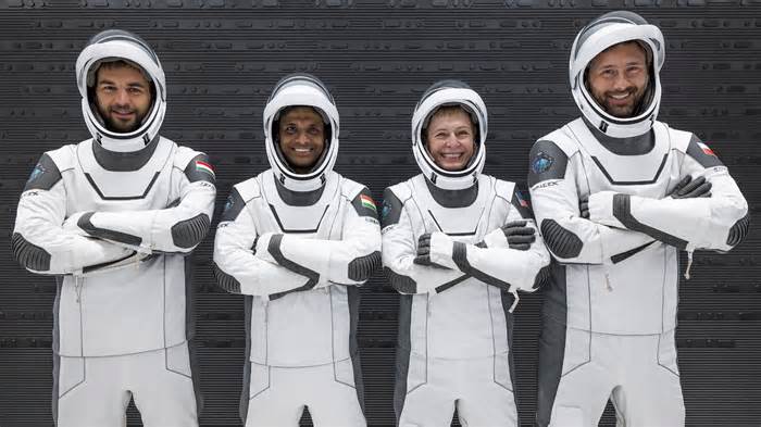 SpaceX launching private Ax-4 astronaut mission to ISS early June 25: Watch live!