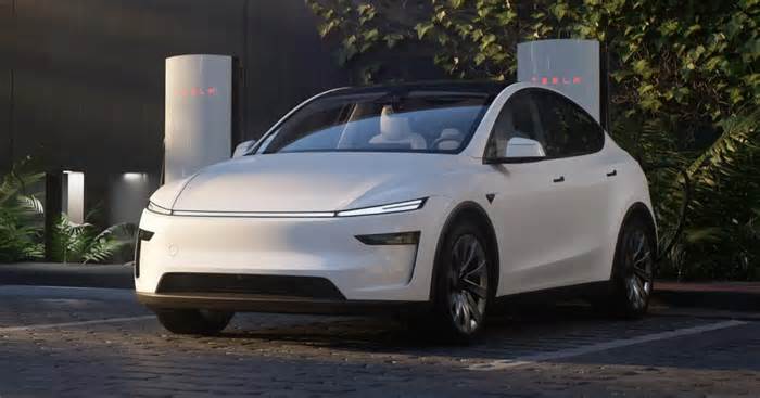 Big 2025 Tesla Model Y facelift revealed ahead of Australian debut