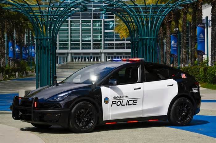 California officers say their Tesla police cars ‘are not the patrol cars of the future’