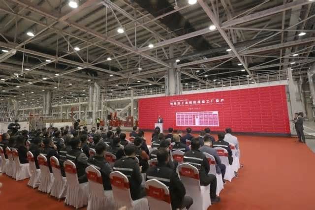 Tesla unveils Shanghai ESS gigafactory despite Musk's absence