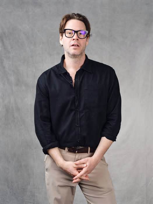 Ike Barinholtz Playing Elon Musk In Luca Guadagnino's AI-Themed ‘Artificial'