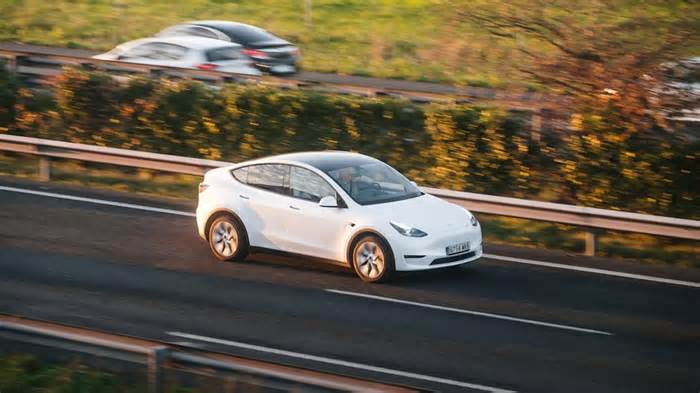 The Estimated Annual Maintenance Cost of 5 Tesla Models