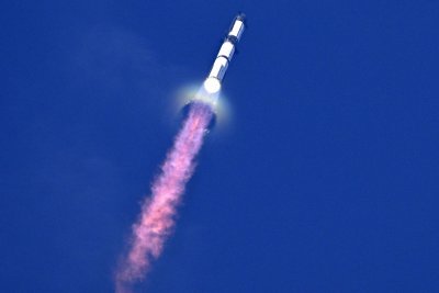 SpaceX plans to launch 11th Starship test flight in Texas as early as Monday