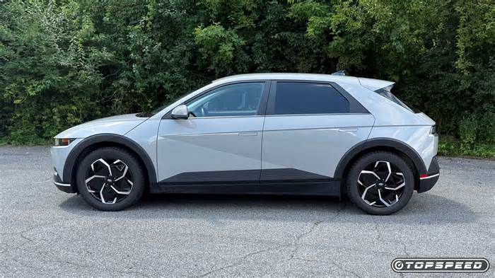 Hyundai IONIQ 5 Outperforms Tesla Model Y in July Sales, Proving US-Made EVs Can Succeed