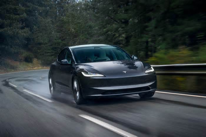 New Tesla Model 3 Long Range goes over 400 miles between charges