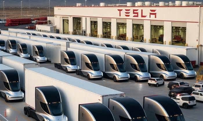 38 Production Tesla Semi Units Spotted at Nevada Factory, Hints at Upcoming Deliveries