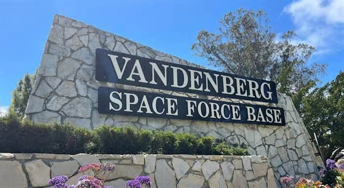 Vandenberg Guardians and Airmen to Support SpaceX Falcon 9 Starlink Satellite Launch