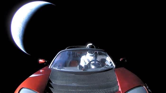 A rookie astronomer thought Musk’s space-going “Starman” was a new asteroid