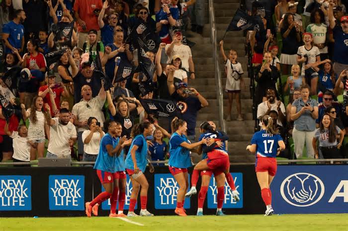 Alyssa Thompson scores first goal for US women in friendly win over Iceland