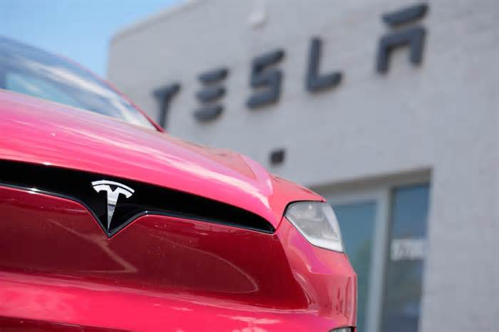 Tesla faces autonomous driving safety probe in the US after fatal incidents