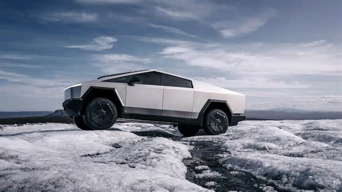 Tesla Cybertruck driver pays $34k to fix suspension after hitting pothole