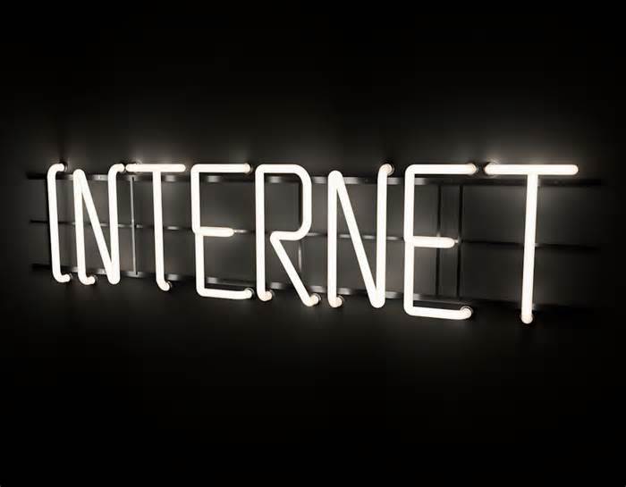 Starlink vs. EarthLink: Whats The Difference