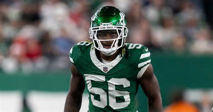 Jets' Quincy Williams Fined $45K for Lowering Helmet on Steelers' Jaylen Warren