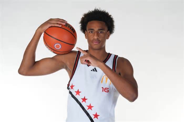 USC basketball’s Alijah Arenas details escape from burning Cybertruck
