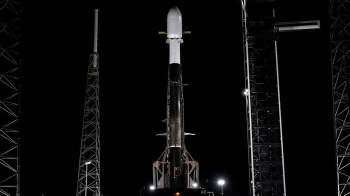 SpaceX prepares for first Falcon 9 launch of 2025