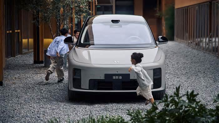 Tesla's Three-Row Model Y Finally Comes To China. Too Bad It's Late To The Party