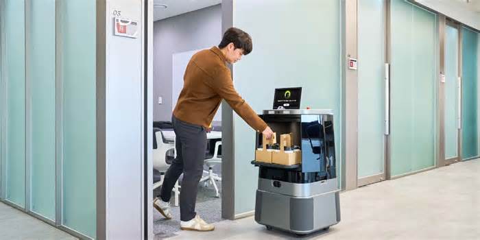 Hyundai Has Robots That Deliver Coffee and Park Cars