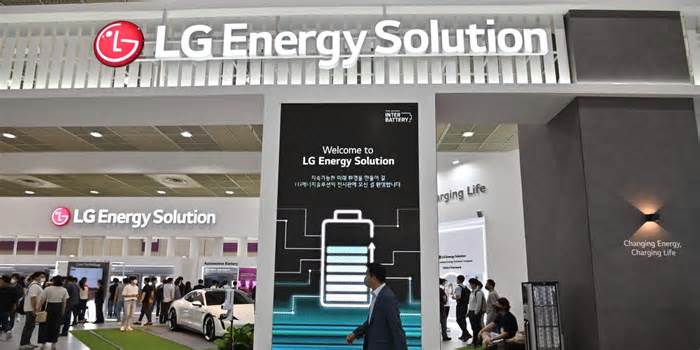 LG Energy Clinches $4.3 Billion Battery Deal With Tesla