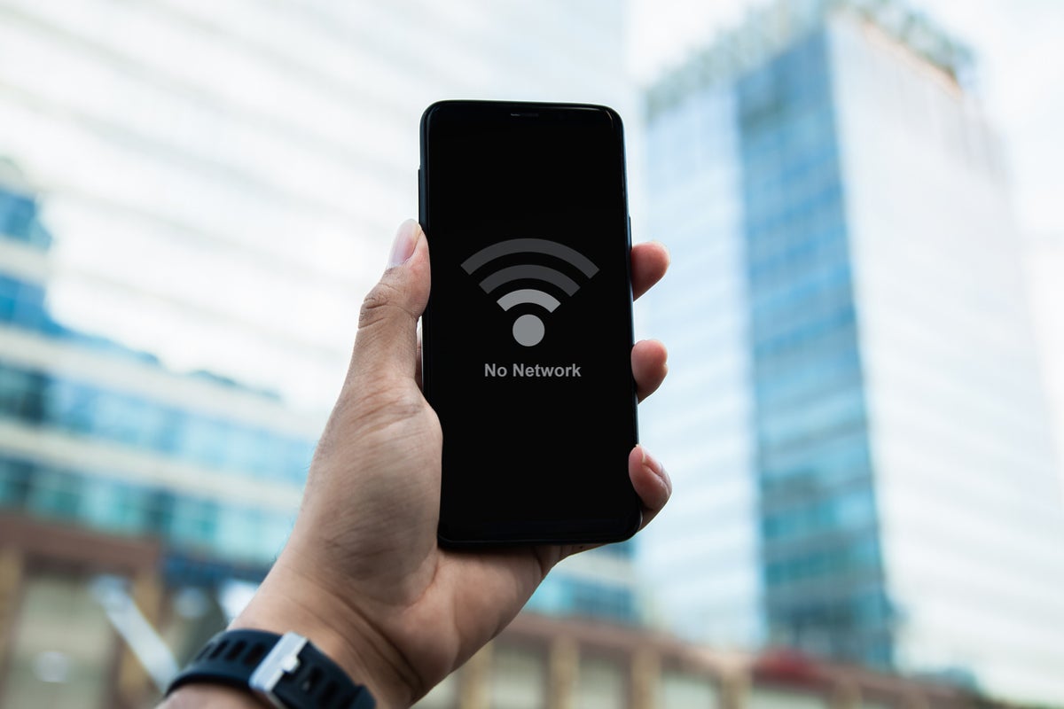 First UK mobile network to use Musk’s Starlink for rural coverage