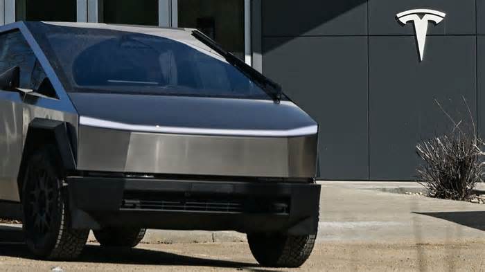 Houston-area family sues Tesla over deadly Cybertruck inferno