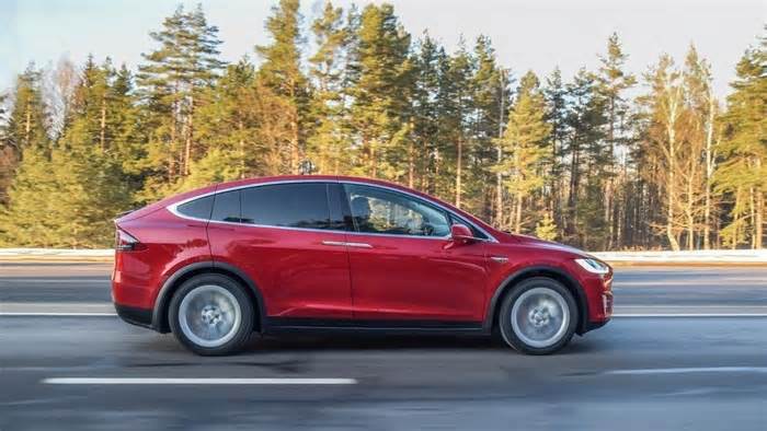 Tesla Arrives in India with Ridiculous Prices