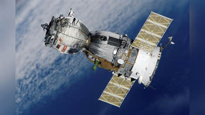 Top 10 countries with the most satellites in space