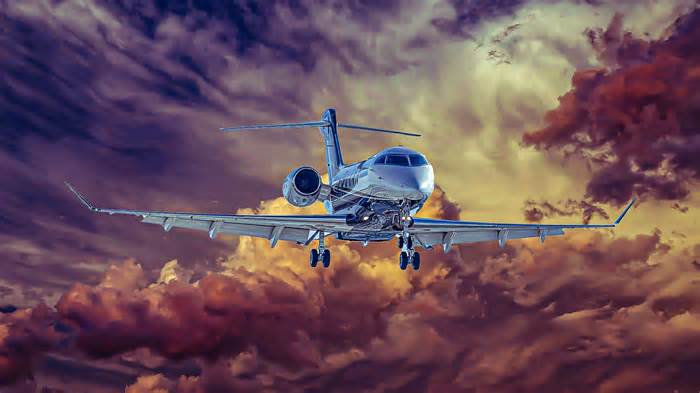 A Look At The Different Internet Providers For Private Jets