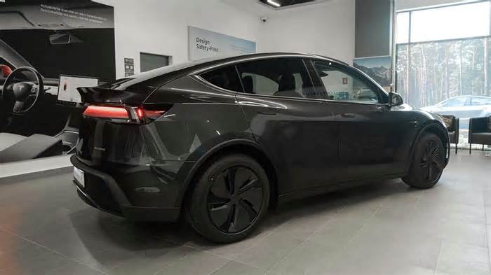 Tesla Model Y Juniper: Base, Long-Range, AWD Specs Released In Europe