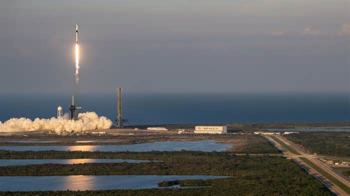 Trump-Musk split exposes how reliant NASA has become on SpaceX
