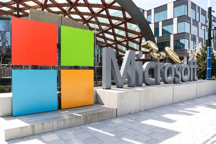 Elon Musk, who's suing Microsoft, is also software giant's special guest in new Grok AI partnership