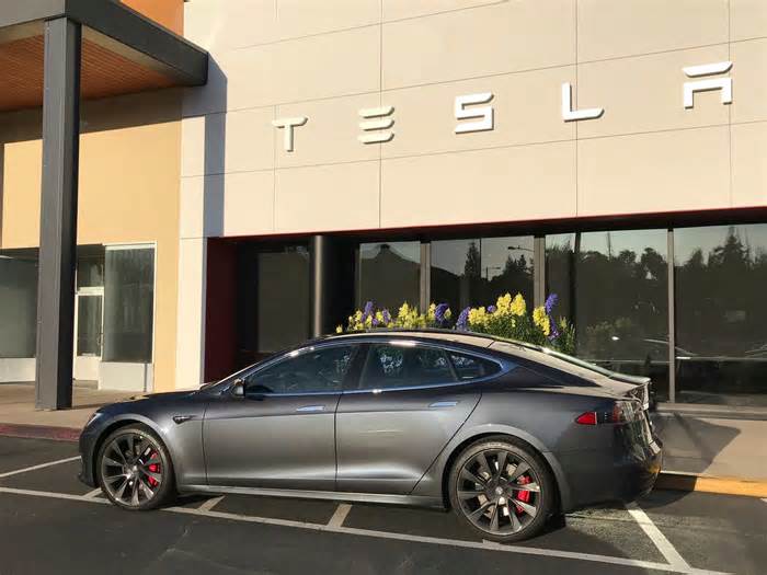 FSD, Robotics, And AI: Looking Past Tesla's Earnings Numbers