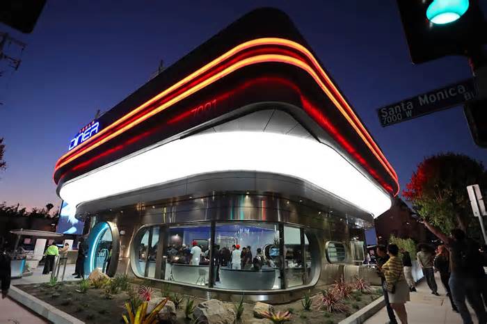 Tesla Diner Opens: See Inside and What’s on the Menu