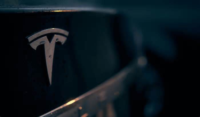 Is Tesla Stock a Buy as the New Model S and Model X Launch?
