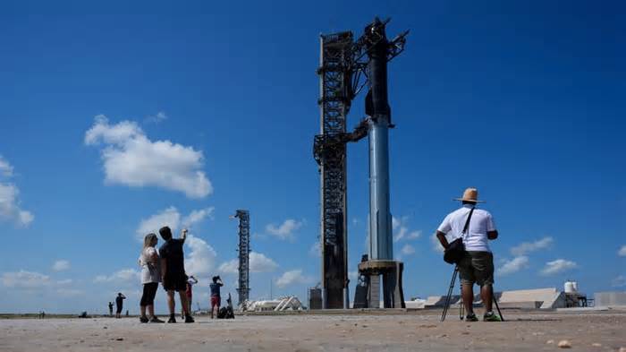 SpaceX is set to launch Starship test flight 5