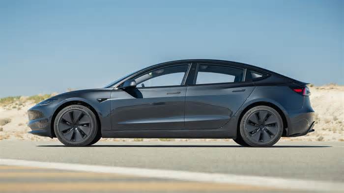 Tesla Brings Back Cheap Model 3 Variant With Big-Time Range
