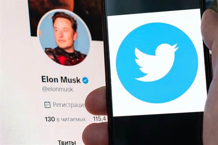 New Book Reveals Elon Musk's Twitter Buy Fumble And Mix-Up Over Grimes' Baby Name