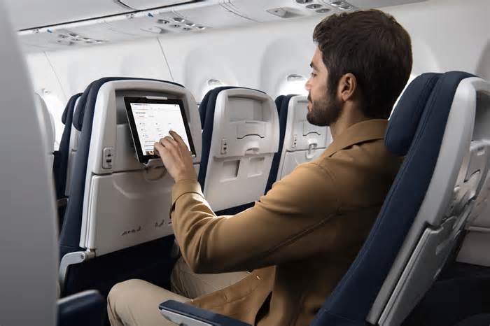 Air France plans to connect entire fleet to Starlink Wi-Fi