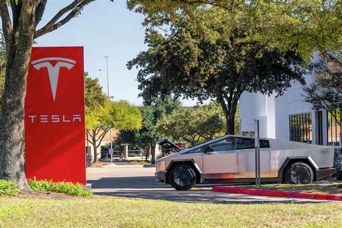 A Texas man died in a burning Tesla Cybertruck. Now his family is suing.