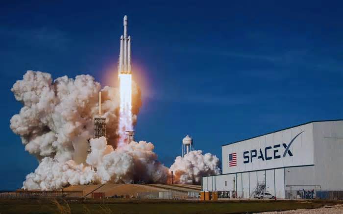 SpaceX’s Busy Launch Schedule Faces Safety Scrutiny from NASA