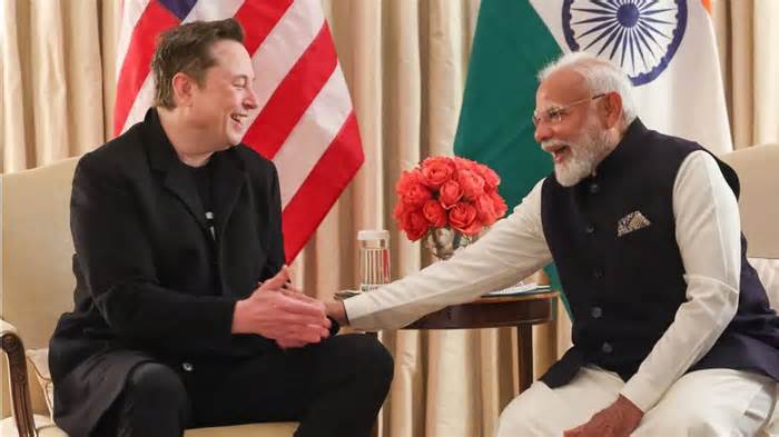 Elon Musk’s Starlink satellite internet to receive operating license in India soon, confirms Jyotiraditya Scindia: Here’s how much it may cost