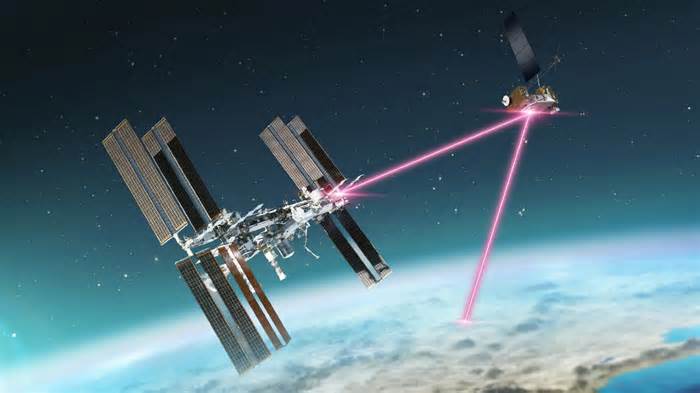 Internet in space created with lasers: It was thanks to Hawking’s best known prediction