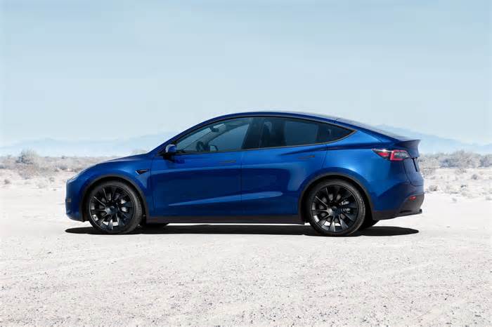 Tesla Model Y gets a seven seat version – we took a look inside the new EV