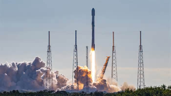 Why SpaceX Might Have To Pay A Fee To Enter Space Soon