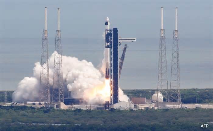 US Aviation Authority Clears SpaceX's Falcon 9 For Flight After Mishap Investigation