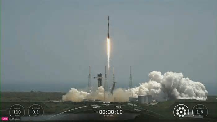 SpaceX hopes to get lucky with Starlink launch