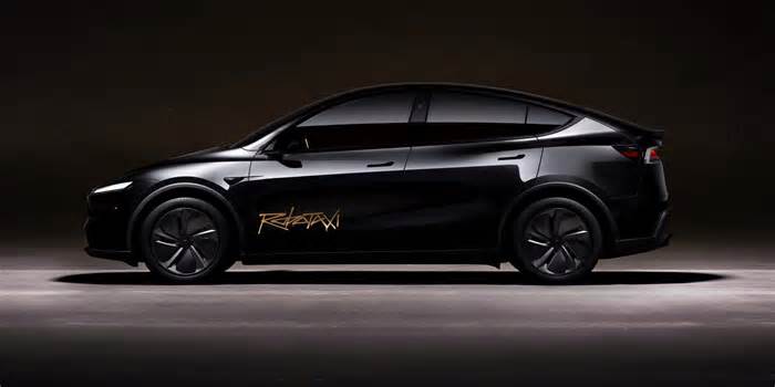 Tesla is about to launch ‘Robotaxi’ in Bay Area, but with someone in the driver’s seat