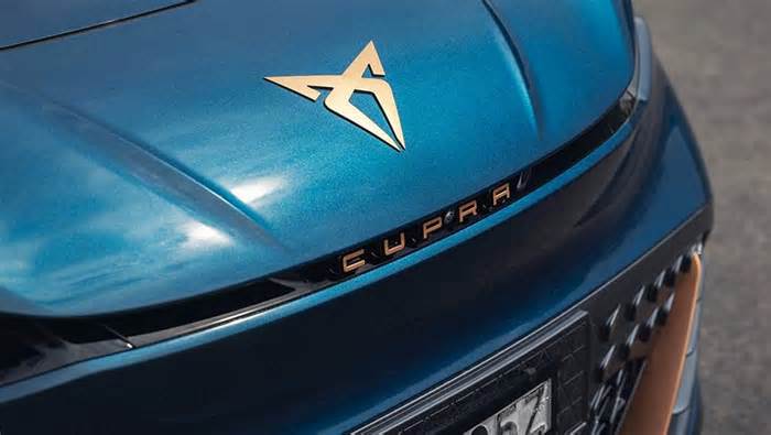 European electric car slashed nearly $20,000: Cupra Born in run-out with huge offers for MG4 hatch, Tesla Model 3 and Polestar 2 alternative