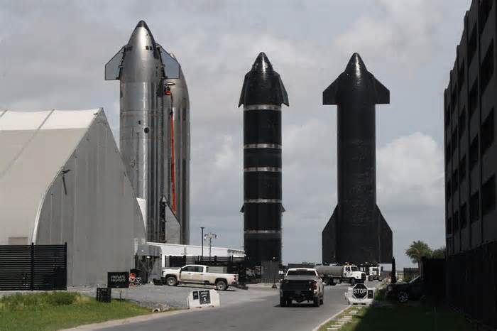 SpaceX in Texas: Promise in the heavens, tension on Earth