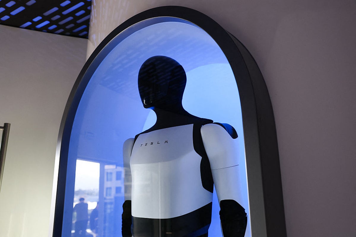 How Tesla’s robot could help stop crime, according to Elon Musk